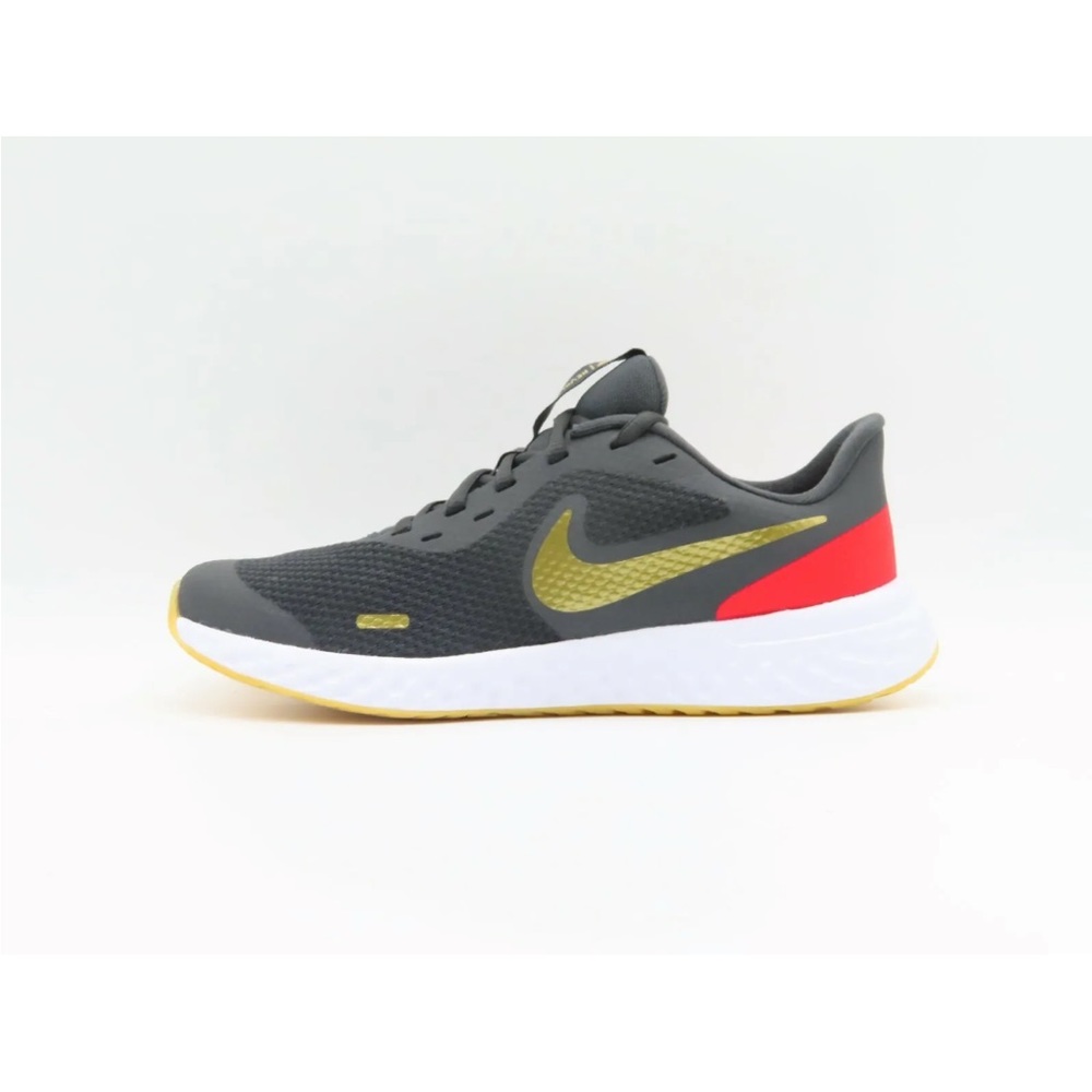 Nike Revolution 5 (GS) SK Smoke Grey/Metallic Gold shoes women’s size 8.5